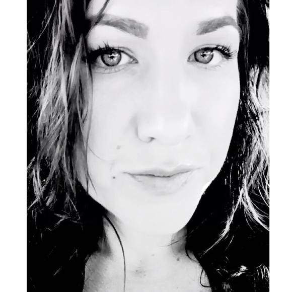 Meet your Posher, Dawn - Picture 1 of 1